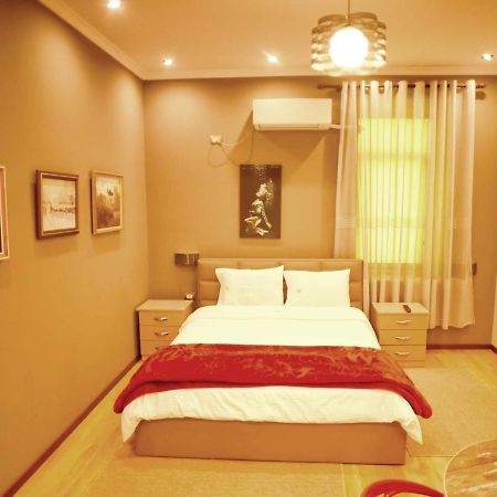 קורצ'ה Hotel Bujtina Bicolli מראה חיצוני תמונה